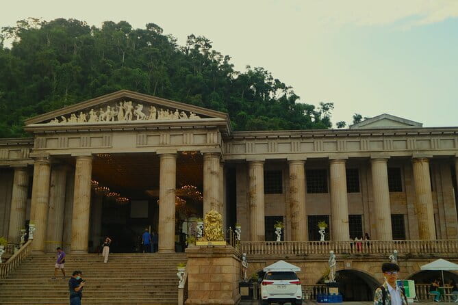 Cebu: Exploring Cebu City's rich history and Uphill Tour - Fort San Pedro and Magellan’s Cross: Spanish Cebu in walking distance