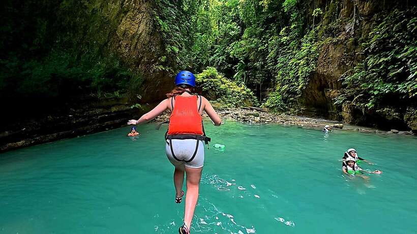 Cebu: Moalboal Sardine Run & Kawasan Falls Canyoneering - Common questions about comfort and safety (without the fluff)
