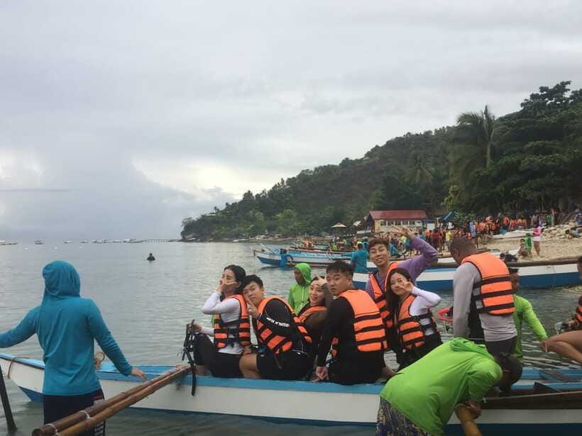 Cebu: Oslob Whale Shark Swimming - Who should book, and who should skip this day