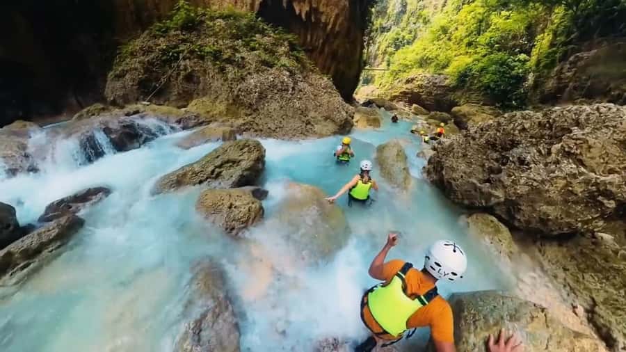 Cebu: Osmeña Peak and Kawasan Canyoneering Day Tour - Cliff Jumps, Slides, and Swims: What the 4–5 Hours Really Feels Like