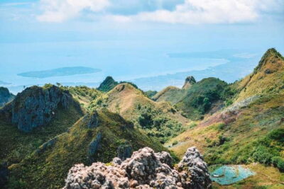 Cebu: Osmeña Peak and Kawasan Falls Canyoneering Day Trip - Osmeña Peak Hike: Short Trail, Slippery Ground, Fog That Can Play Tricks