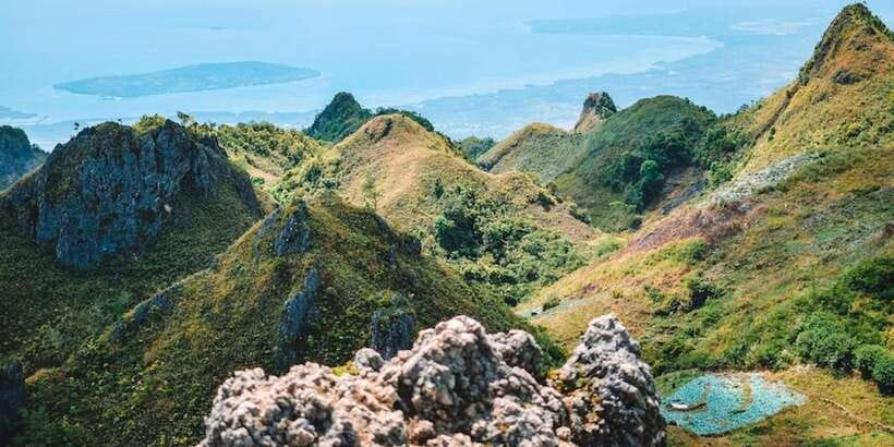Cebu: Osmeña Peak and Kawasan Falls Canyoneering Day Trip - Kawasan Falls Canyoneering: The 3-Hour Window Where the Day Becomes Real
