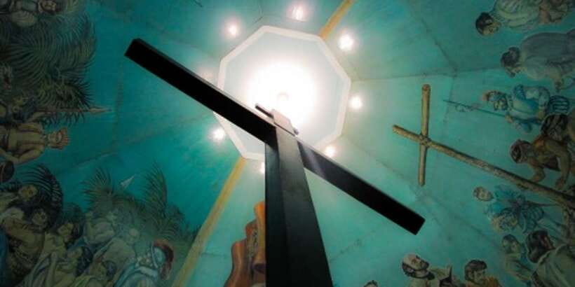Mactan and Cebu Twin City Tour with Lunch - Cebu’s Sacred and Spanish-Era Anchors: Magellan’s Cross to Fort San Pedro