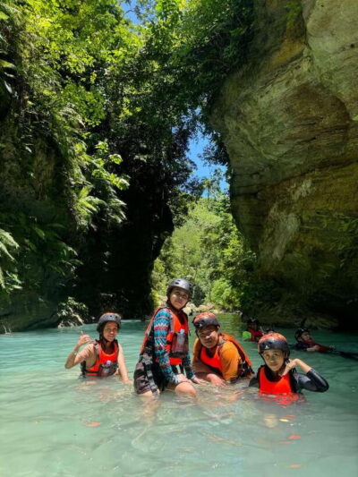 Oslob Whale Shark Swimming & Kawasan Falls Canyoneering - The Very Early Start: Pickup, Drive Time, and What It Feels Like