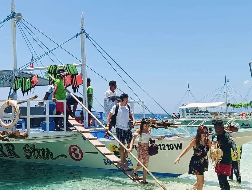 Oslob: Whaleshark Watching, Sumilon Island & Monkey Viewing - Oslob whale shark watching: boat time, snorkel time, and the real vibe